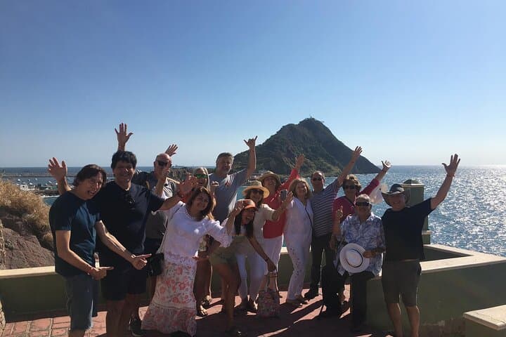 Mazatlán City Tour: Malecon, Historic Centro & Cliff-Diving Sights