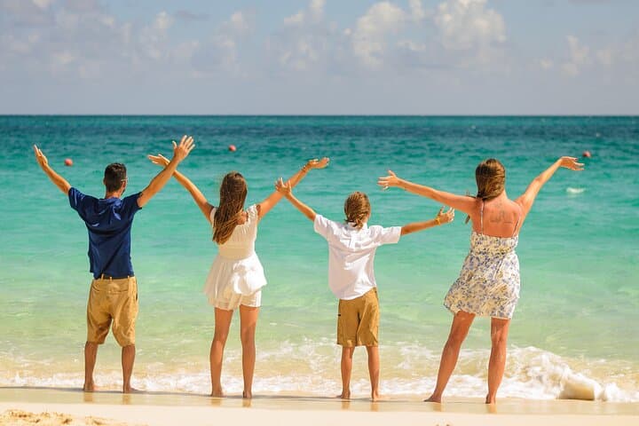 Capture Nassau: Private 1-Hour Photography Session in Iconic City Locations photo 2