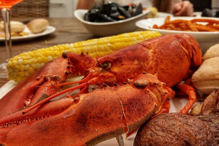 Helicopter Day Trip to Cape Cod from Manhattan: Beaches, Whales & Seafood photo 4