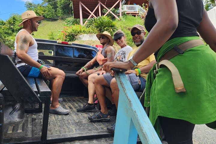 Roatán Zipline and Sloth Park Adventure: Canopy Views & Wildlife Encounters photo 6