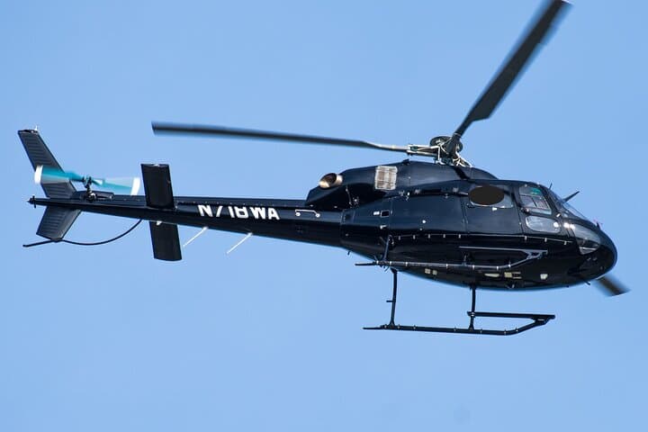 Private Helicopter Golf to Montauk: Seaside Tee Times & Skyline Flights photo 5