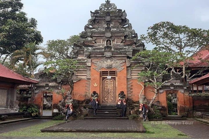 Full-Day Ubud Cultural & Waterfall Tour — Barong Dance, Rice Terraces, Monkey Forest photo 3