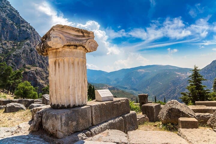 Delphi Day Trip from Athens: Private Full-Day Tour to the Oracle & Museum
