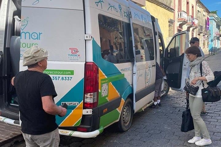 Private transfer from Santo Domingo to Pedernales — 6-hour door-to-door ride