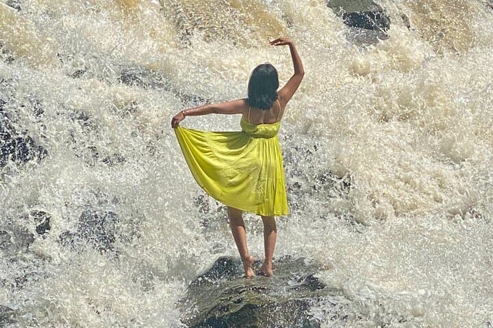 Ubud's 4 Easy-Access Waterfalls: Private All-Day Photo & Swim Tour photo 2