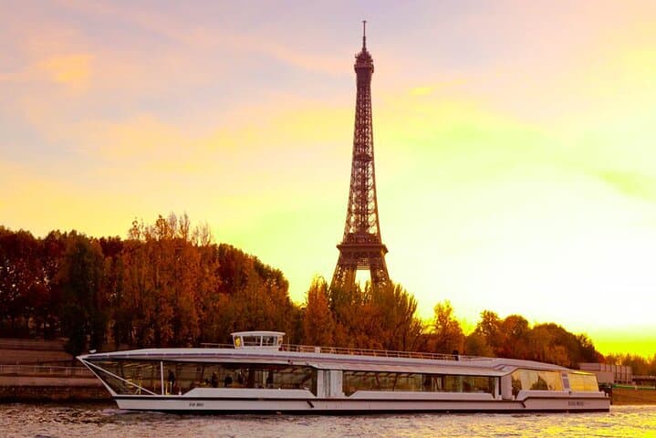 Paris 5-Hour Orientation Tour with Seine Lunch Cruise & Wine Tasting photo 6