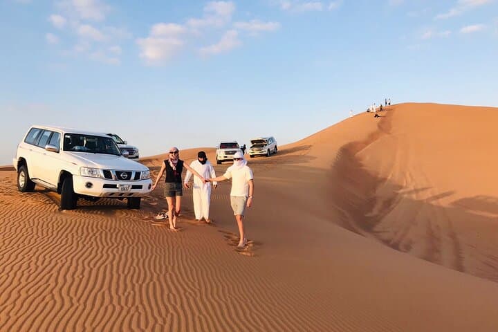 Red Dune 4x4 Desert Safari in Dubai — Sandboarding, Dune Bashing & Camel Ride (4 hr) photo 3