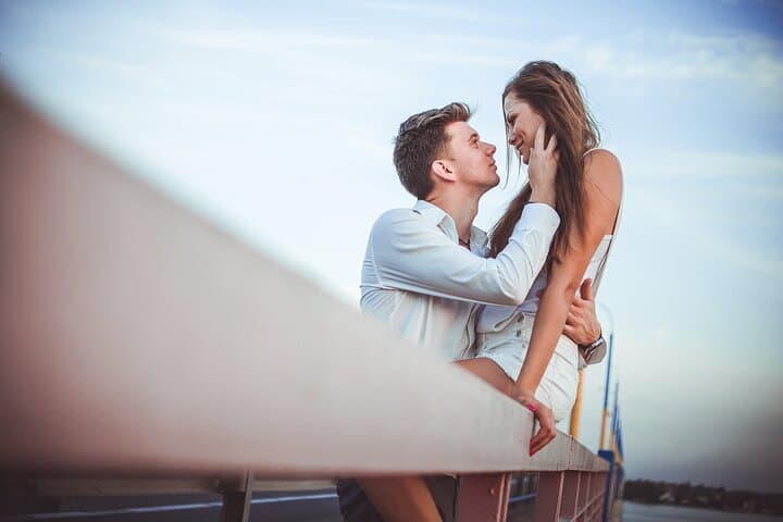 romantic-private-walking-tour-bristol-cathedral-cabot-tower-harbourside