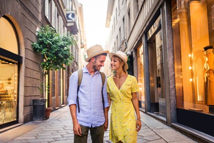 Lyon Highlights — Saône Riverwalk, Presqu'île & Vieux Lyon Traboules Private Tour photo 1