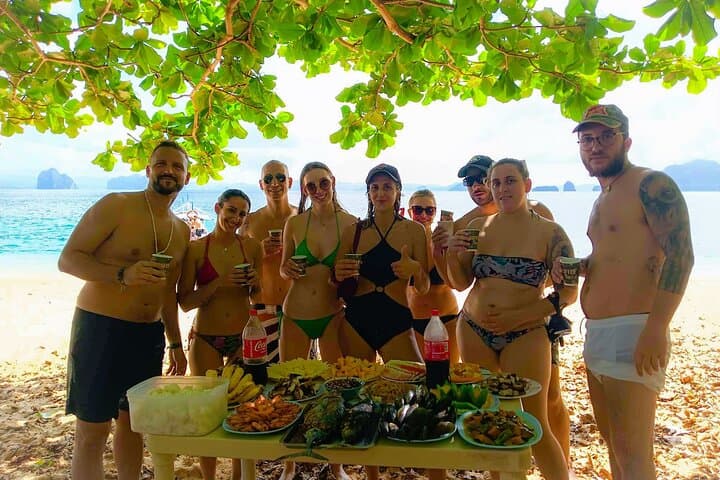 El Nido Private Tour A — Big Lagoon, Shimizu & Seven Commandos (Private Boat with Lunch) photo 4
