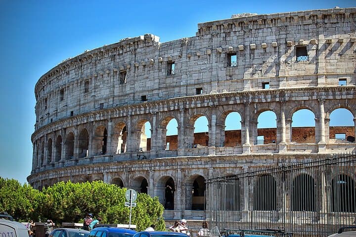 Rome Golf Cart Tour: Glide Past the Colosseum, Vatican & Hidden Gems photo 5