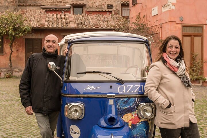 Rome Valentine Buggy Tour: Ape Calessino Romance with Tiramisu & Coffee photo 6