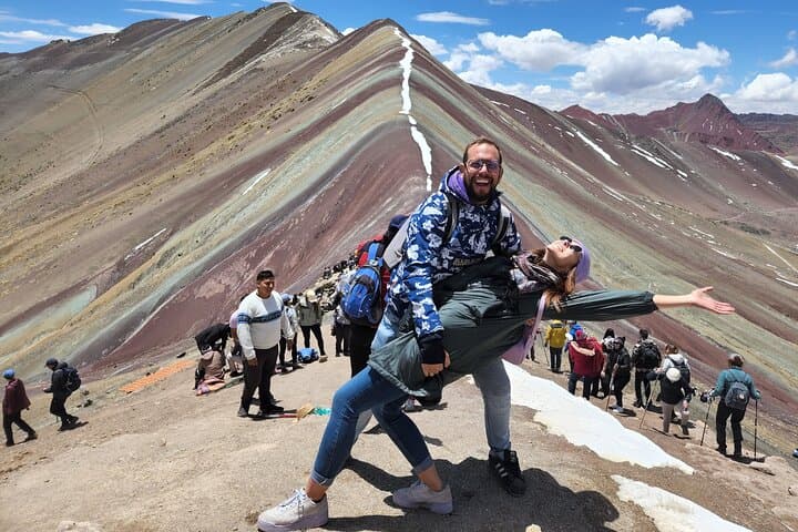 Private Vinicunca (Rainbow Mountain) and Red Valley Day Tour from Cusco