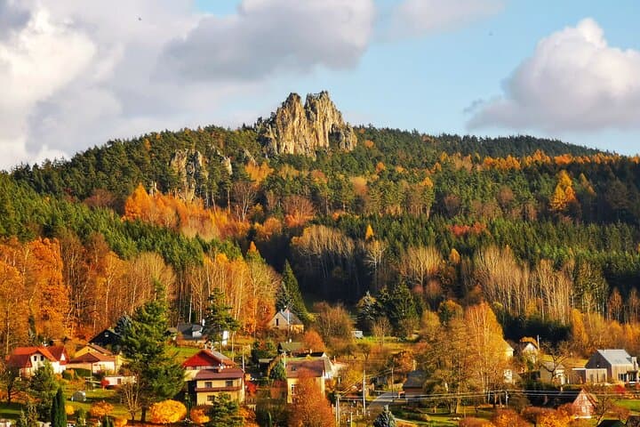 Full-Day Hike in Bohemian Paradise: Malá Skála Rock Labyrinth & Castle Views photo 3