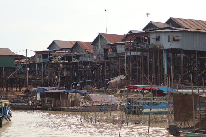 Kompong Phluk Floating Village: Tonle Sap Boat Visit & Stilt-House Village Experience photo 3