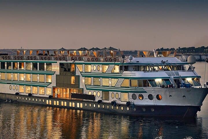 Nile Cruise Luxor to Aswan — 5-Day Classic Temples & Tombs
