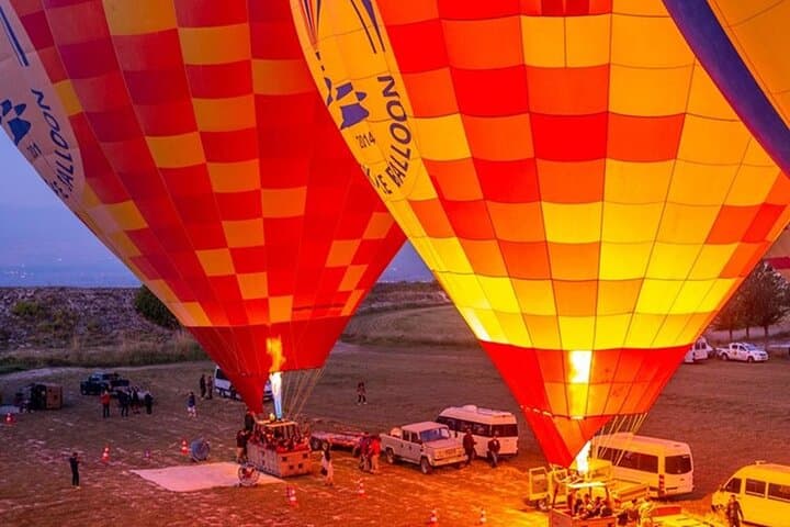 Sunrise Balloon Over Pamukkale: Hot-Air Flight from Izmir with Time to Explore Hierapolis