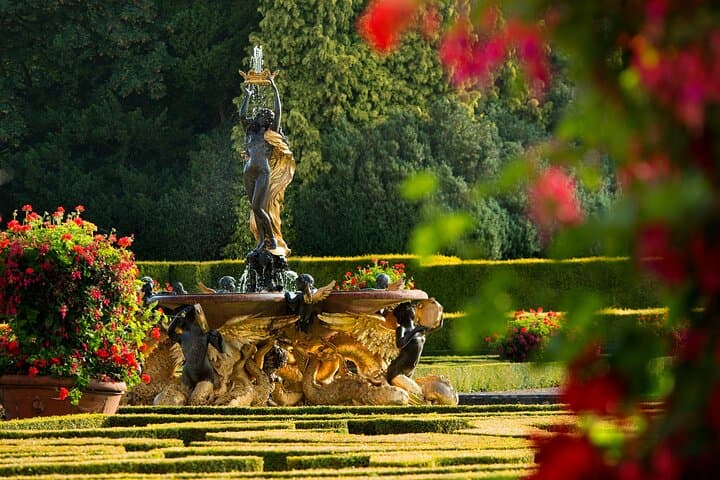 Private Full-Day Tour: Bath to Blenheim Palace & Royal Tetbury photo 2