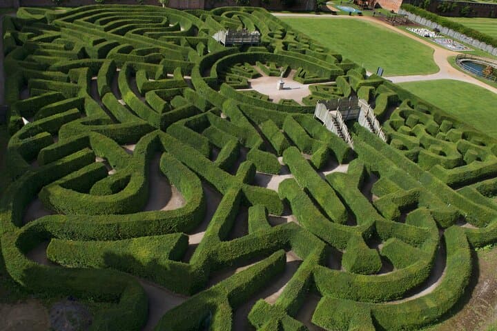 Private Full-Day Tour: Bath to Blenheim Palace & Royal Tetbury photo 6