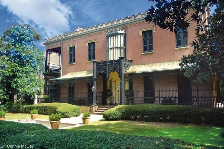 Savannah Architectural Walking Tour: Explore 19th-Century Masterpieces photo 6