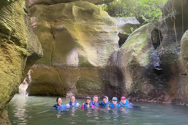 Arenales River Caving & Waterfall Adventure in Puerto Rico's Limestone Canyons photo 6