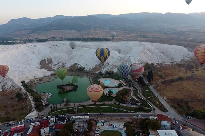 Pamukkale Hot Air Balloon Flight Over Travertines & Ancient Hierapolis photo 4