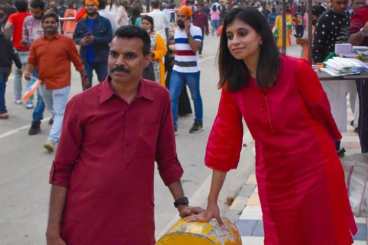 Wagah Border Ceremony: Half-Day Tour From Amritsar — Beating Retreat Experience photo 3