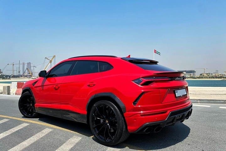 Drive a Lamborghini Urus in Dubai – Full-Day Super-SUV Rental Experience photo 2