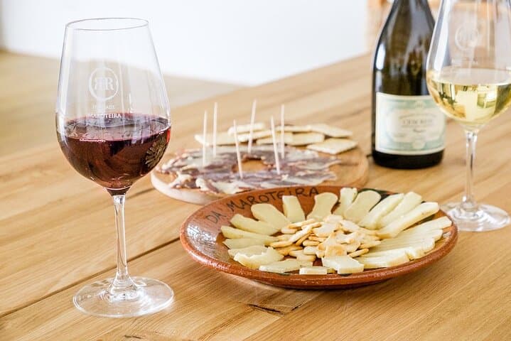 Jeep Cork Forest Tour Near Setúbal: Wine Tasting and Traditional Lunch
