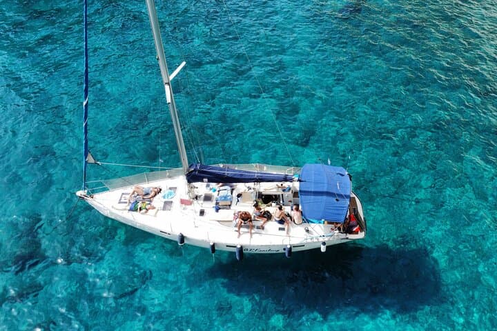 Full-Day Private Sailing Cruise Around Milos: Kleftiko, Sykia & Secluded Bays