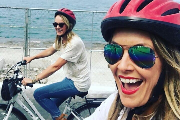 Explore Chicago’s West Side: A Foodie Bike Tour Through Vibrant Neighborhoods photo 2