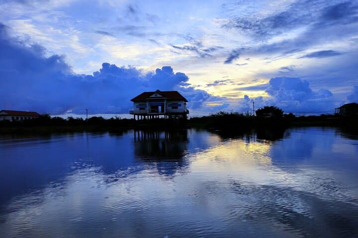 Sunset Sampan Cruise to Kampong Phluk: Private Half-Day Tour from Siem Reap photo 4