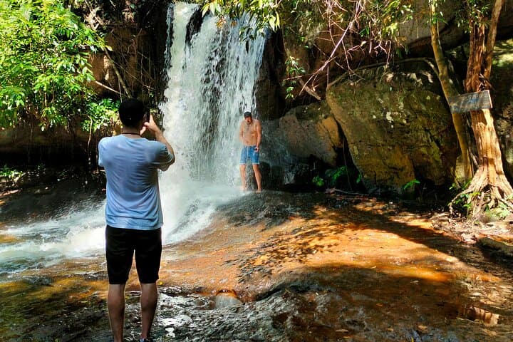Khbal Spean to Pre Rup: Private Full-Day Khmer Temple Hike from Siem Reap photo 3