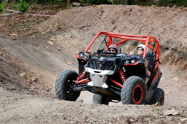 Throttle and Thai Dirt