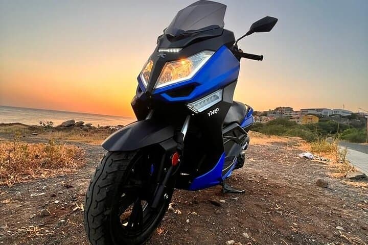 Explore Santiago Island by Scooter — 125cc Day Rental from Palmarejo photo 6