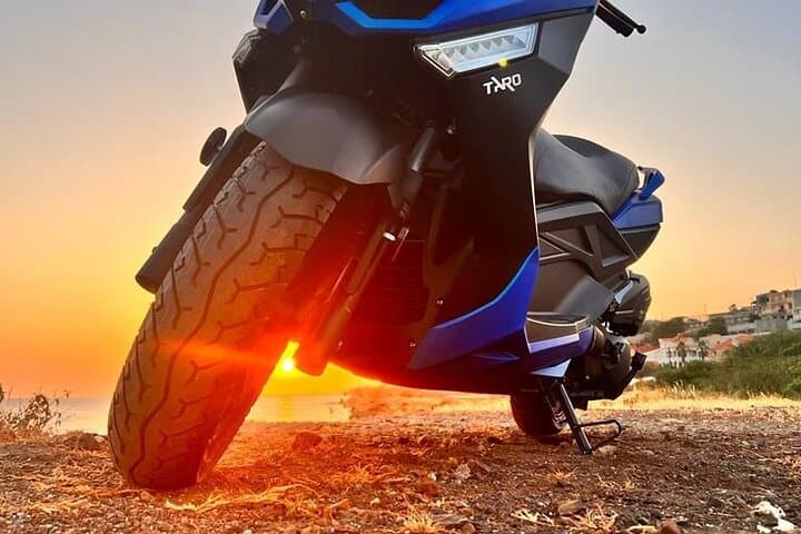 Explore Santiago Island by Scooter — 125cc Day Rental from Palmarejo photo 3