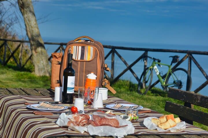 E-Bike Picnic on Monte San Bartolo — 5-Hour Coastal Ridge Ride