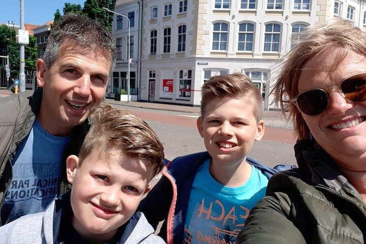 Self-Guided e-Scavenger Hunt in Middelburg: Interactive City Trail for Families & Groups photo 2