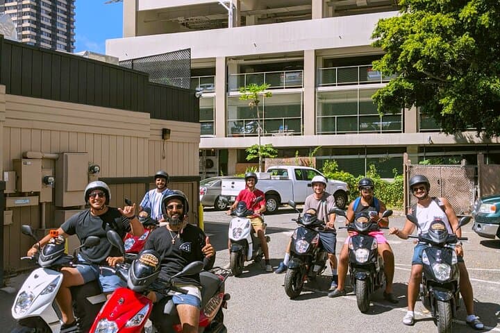 2-Hour Moped Rental in Honolulu: Scenic Routes from Waikiki to Diamond Head photo 3