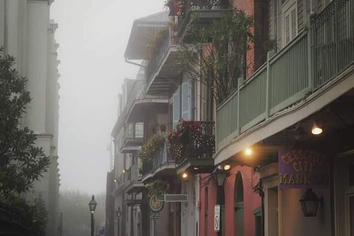 Uncensored Wicked Spirits: VIP Private Pub Crawl in New Orleans' French Quarter photo 3