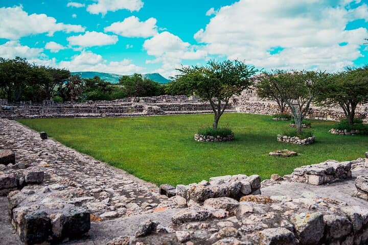Explore Cañada de la Virgen: Half-Day Archaeological Tour from San Miguel de Allende photo 4