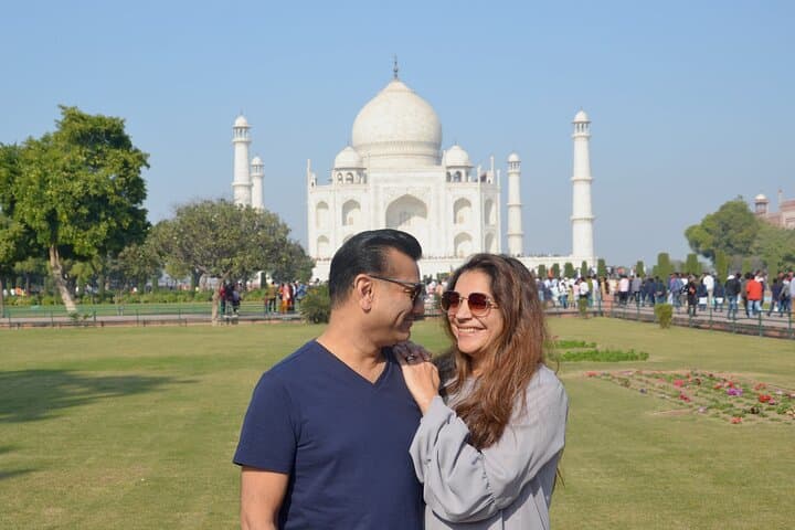 Private Taj Mahal Day Tour From Delhi by Car — Same-Day Agra Excursion photo 5
