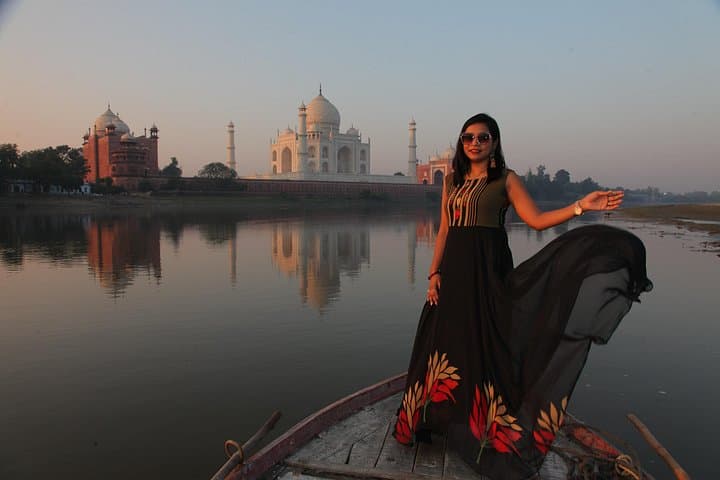 Same-Day Taj Mahal Trip from Delhi: Private Agra Tour via Yamuna Expressway photo 4