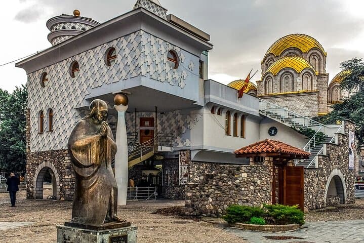 Skopje Walking Tour: Stone Bridge, Old Bazaar & Kale Fortress photo 2