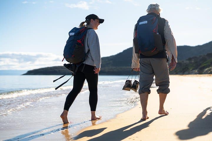 Freycinet Walking Tour: Wineglass Bay Guided Walk and Aqua Taxi Picnic photo 2