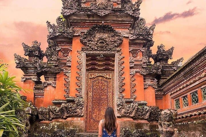 Ubud One-Day Highlights: Swing, Monkey Forest, Rice Terraces & Waterfall Tour photo 5