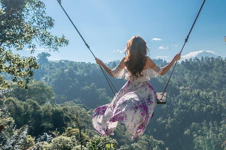 Full-Day Ubud Private Tour: Tegallalang Rice Terraces, Monkey Forest & Jungle Waterfall
