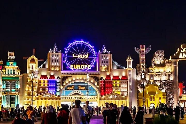 Evening Tour: Dubai Miracle Garden & Global Village with Private Transfers photo 4