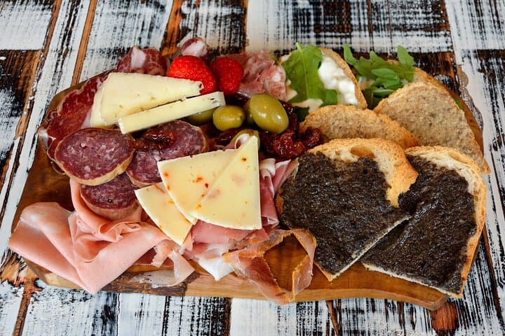 Savor Lucca: Half-Day Culinary Walking Tour with Traditional Tuscan Lunch photo 3