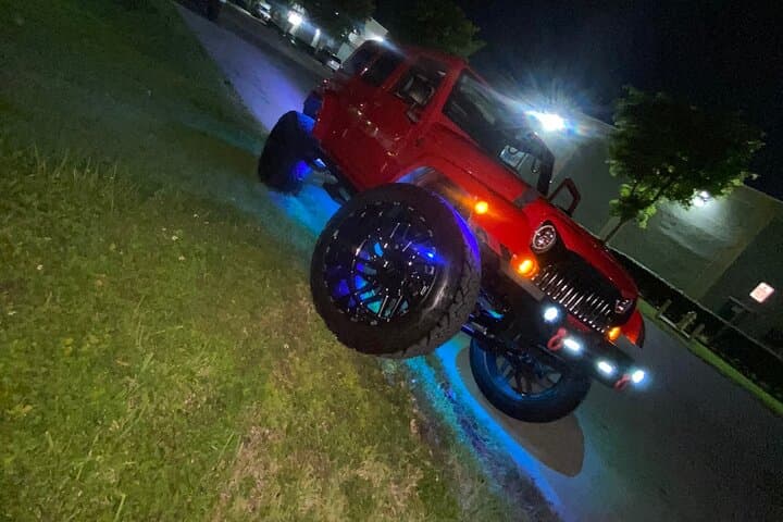 305 Jeep Tours Miami: Wynwood & South Beach Photo and Nightlife Jeep Tour photo 3